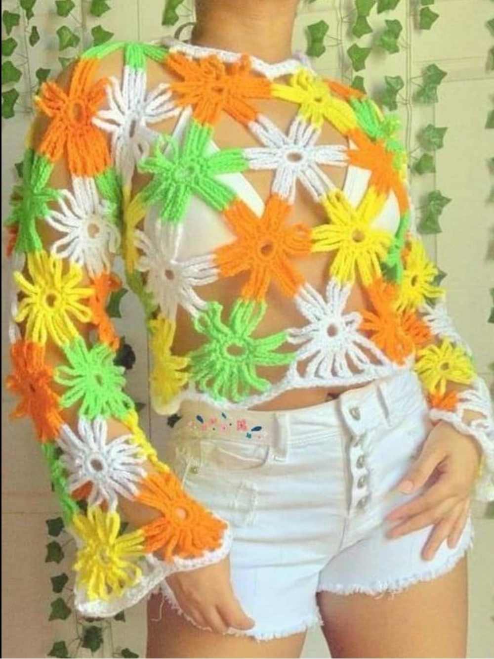 Insane Vintage Crochet Flower Power Sweater Size XS to Small